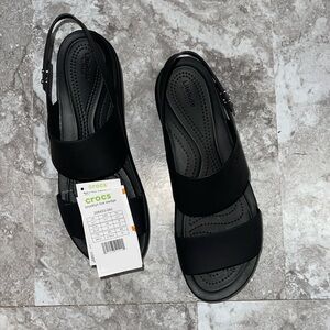 Crocs Women's Brooklyn Low Wedge Platform Sandal